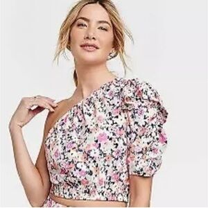 🦄🦄🦄 3 for &20 🦄🦄🦄 NWT Women's 1 Shoulder Puff Sleeve Top - Universal Thread XL